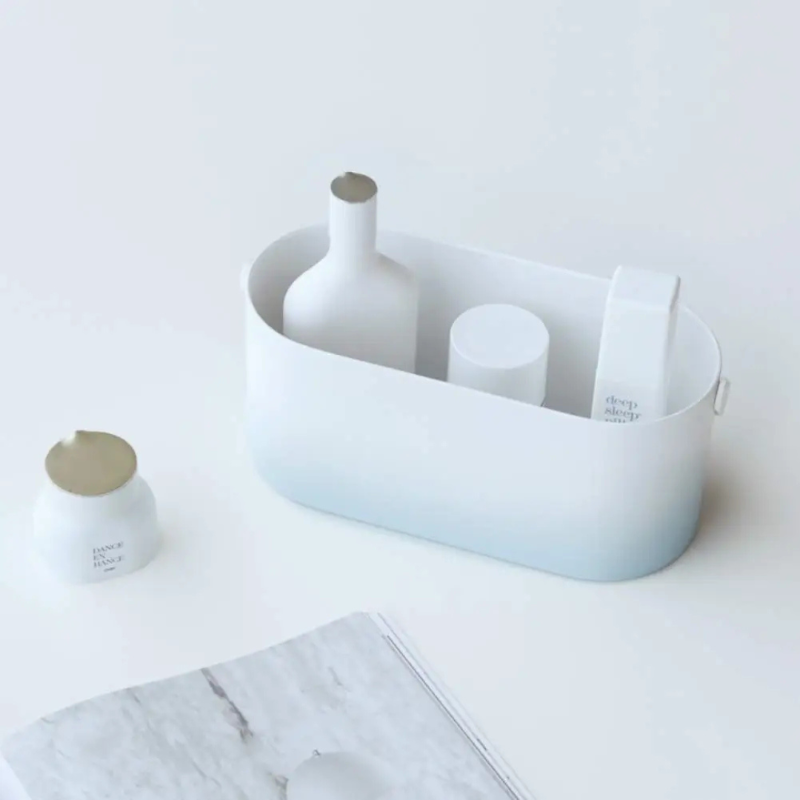 جمال مثالي مع مرآة LED وتخزين مدمج 